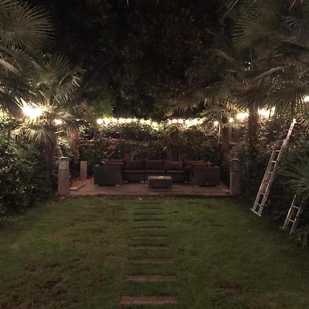 Lippi 42 Guest House Single Room'S In Villa With Garden Milano Esterno foto