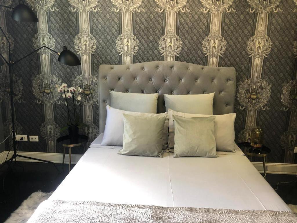 Lippi 42 Guest House Single Room'S In Villa With Garden Milano Esterno foto